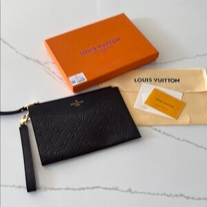 Louis Vuitton Black Envelope Clutch